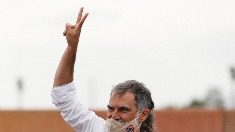 Jordi Cuixart celebra su salida de la prisión de Lledoners