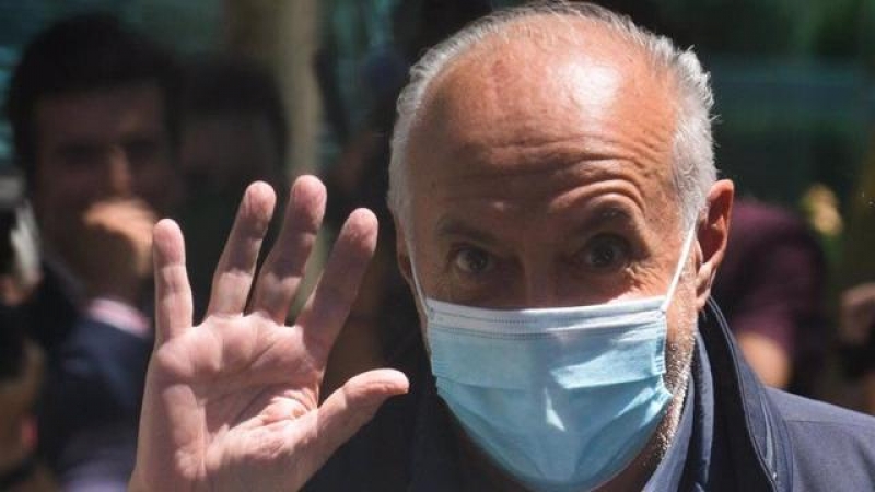 Jose Luis Moreno a la salida de la Audiencia Nacional tras quedar en libertad provisional.