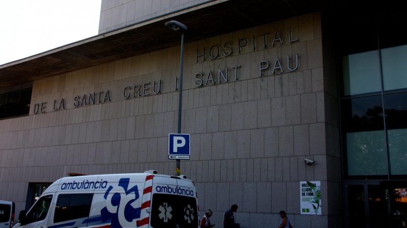 Imagen de la entrada del Hospital Sant Pau de Barcelona, en Catalunya. - Joana Garreta