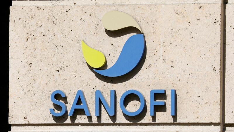 Imagen del logotipo de la farmacéutica francesa Sanofi, en una imagen del 24 de abril de 2020.