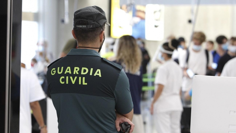 Un guardia civil en Palma de Mallorca el  1 de julio de 2021.