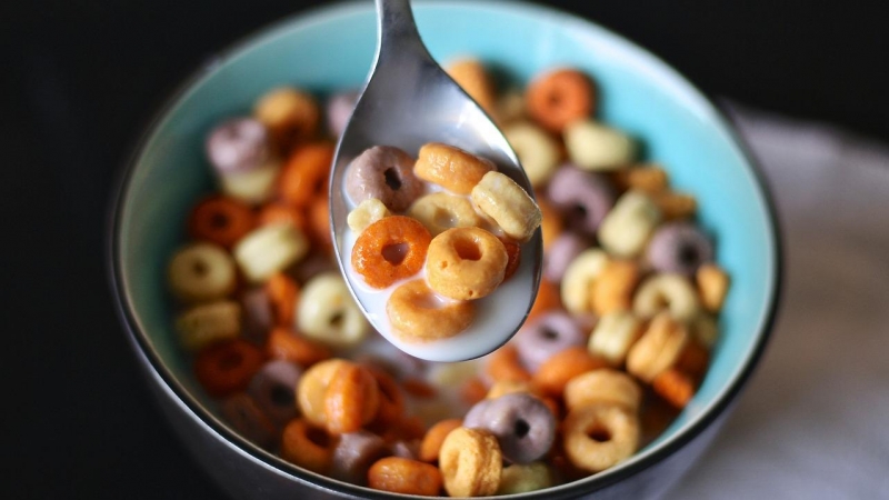 Imagen de unos cereales de colores.