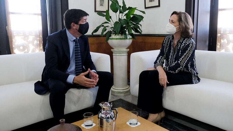 Juan Marín, vicepresidente de la Junta de Andalucia, y Carmen Núñez, presidenta de la Cámara de Cuentas, en un encuentro reciente.