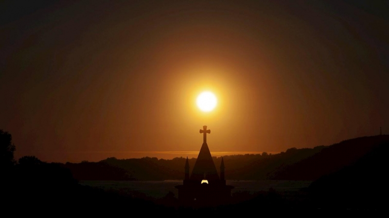 El sol en Galicia en una jornada marcada por temperaturas suaves y buen tiempo.