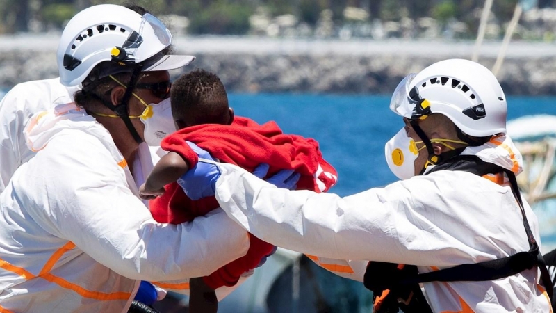 Rescate de una patera en Gran Canaria