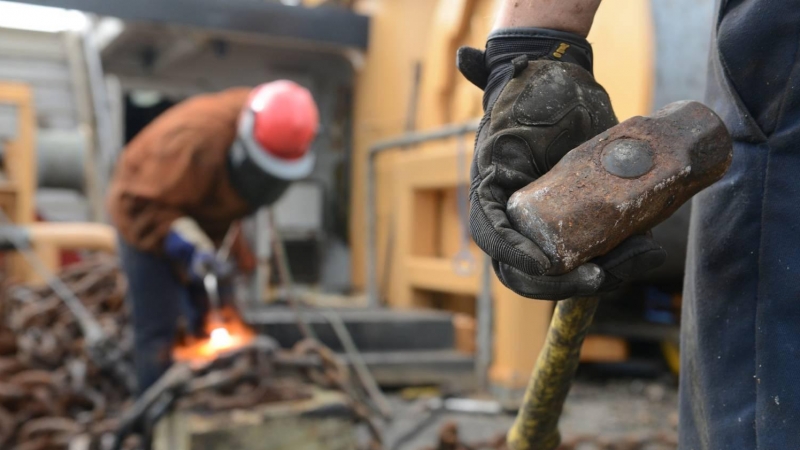 Las empresas recortan la inversión en formar a sus trabajadores a la mitad en una década