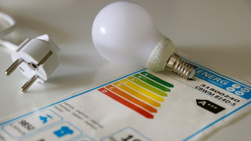 Los precios de la electricidad en el mes de agosto triplican a los registrados un año antes.