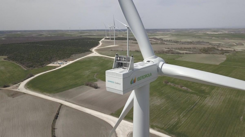 Vista de los aerogeneradores del complejo eólico Herrera II de Iberdrola, en la provincia de Burgos.