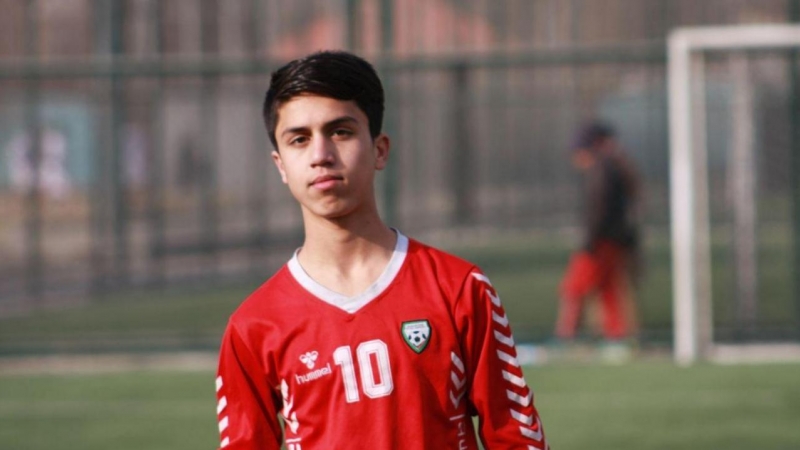 Imagen del futbolista afgano Zaki Anwari.