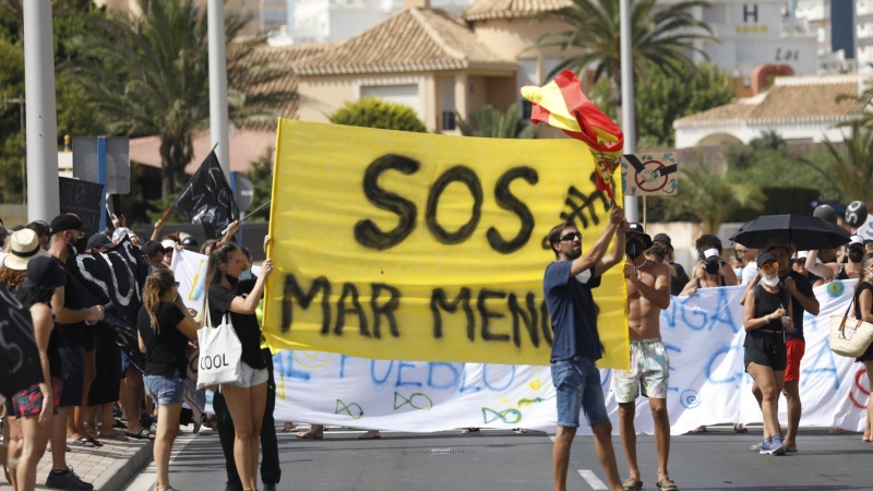 Protesta en defensa del Mar Menor. — Edu Botella / EUROPA PRESS