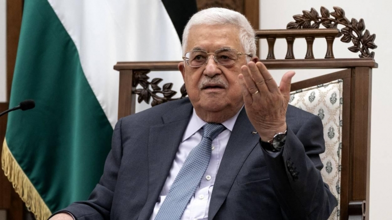 El presidente palestino Mahmud Abbas da una declaración conjunta con el secretario de estado de Estados Unidos, el 25 de mayo de 2021.