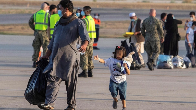 Llega a la base de Rota (Cádiz) un vuelo estadounidense con 200 afganos
