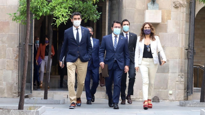 Jordi Puigneró, Pere Aragonès i Laura Vilagrà abans de la reunió del Consell Executiu d'aquest 7 de setembre.