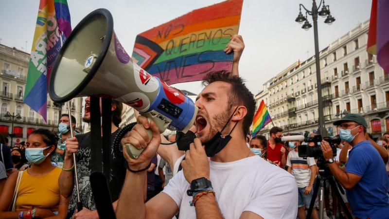 Concentración contra agresiones LGTBfóbicas