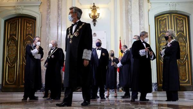 6/9/21 El presidente del Tribunal Supremo y del Consejo General del Poder Judicial, Carlos Lesmes (c) junto con otros miembros de la judicatura durante la celebración este lunes del acto de apertura del Año Judicial en el Tribunal Supremo.