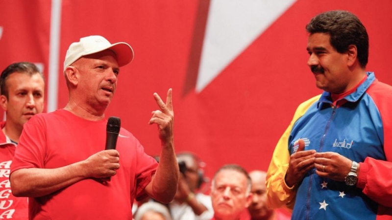 Imagen de Hugo Carvajal junto a Nicolás Maduro.