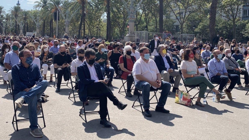 Les primeres fileres, plenes de personalitats, de l'acte que Òmnium Cultural ha celebrat aquest 11 de setembre de 2021.