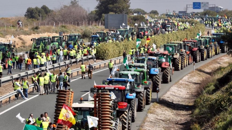 Vuelven las tractoradas: el campo prepara movilizaciones para denunciar su asfixia por la tormenta energética y las políticas agrarias