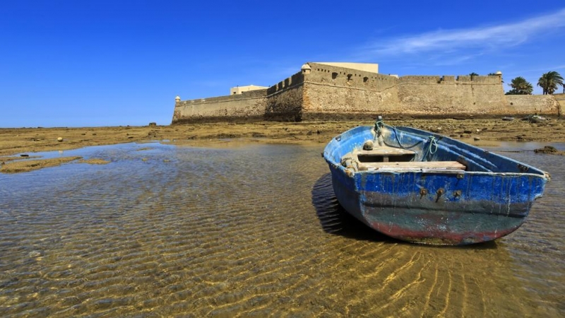 Imagen del castillo de Santa Catalina, en Cádiz.