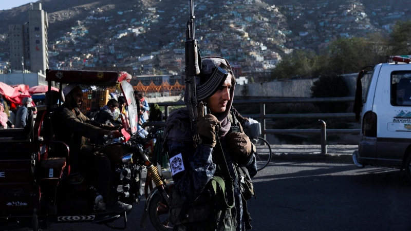 16/09/2021 Un soldado talibán en las calles de Kabul
