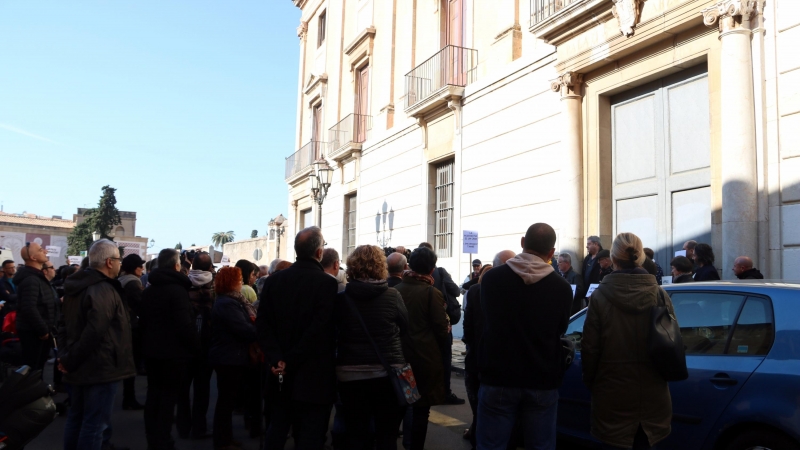 Protesta del 2019 davant de l'Arquebisbat de Tarragona pels abusos sexuals.