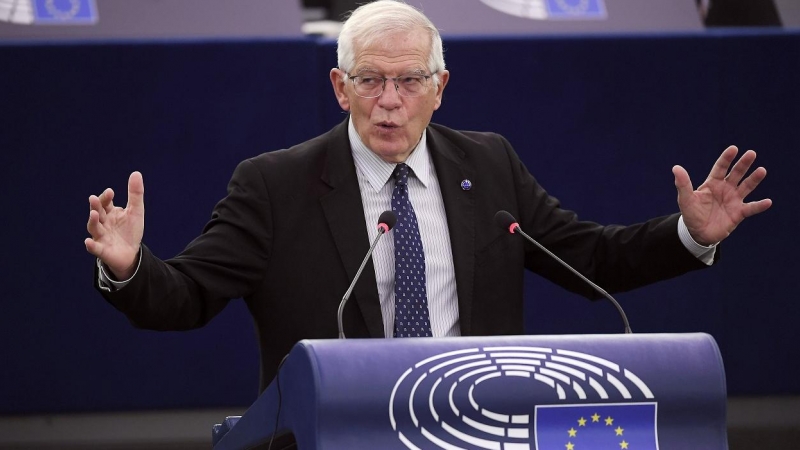 El Alto Representante de la UE para Asuntos Exteriores, Josep Borrell, durante su intervención en el Parlamento Europeo del debate sobre el futuro de las relaciones de la UE con los EEUU, en Estrasburgo. Frederick Florin/Pool via REUTERS