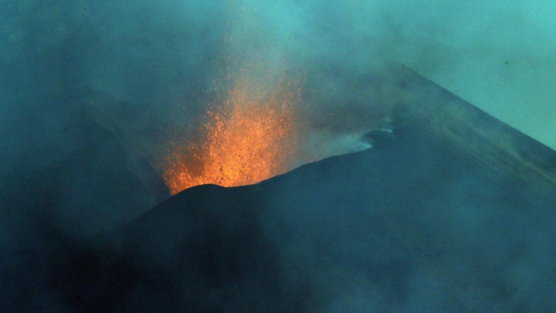 El volcán Cumbre Vieja de La Palma cumple hoy 23 días de actividad que comenzó el pasado 19 de septiembre con la primera erupción.