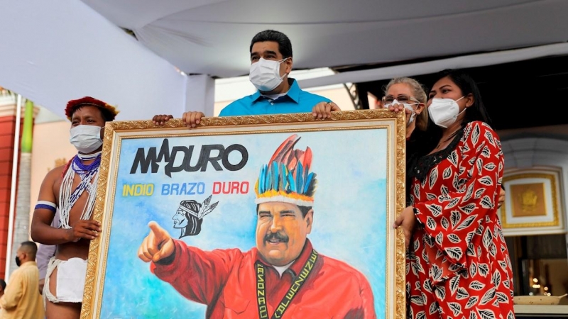 Fotografía cedida por prensa de Miraflores del presidente venezolano Nicolás Maduro durante un acto de gobierno en Caracas.