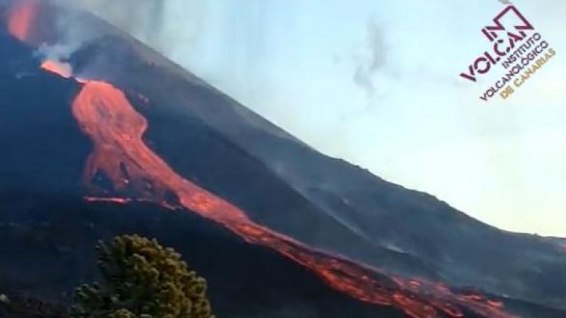 Las imágenes de la erupción del volcán de La Palma este lunes 25 de octubre de 2021.