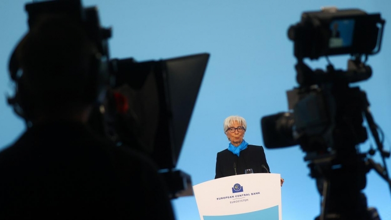 La presidenta del BCE,  Christine Lagarde, durante la rueda de prensa posterior a la reunión del Consejo de Gobierno de la entidad, en Fráncfort. REUTERS/Kai Pfaffenbach