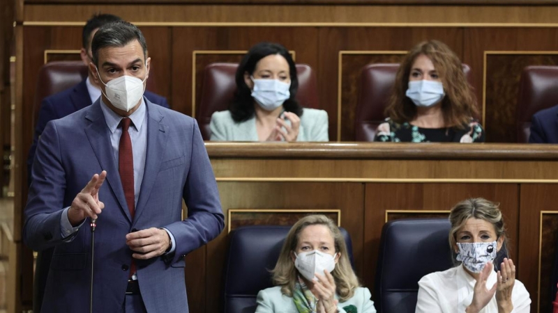 20/10/2021.- El presidente del Gobierno, Pedro Sánchez, interviene en una sesión de control al Gobierno en el Congreso de los Diputados. Eduardo Parra / Europa Press