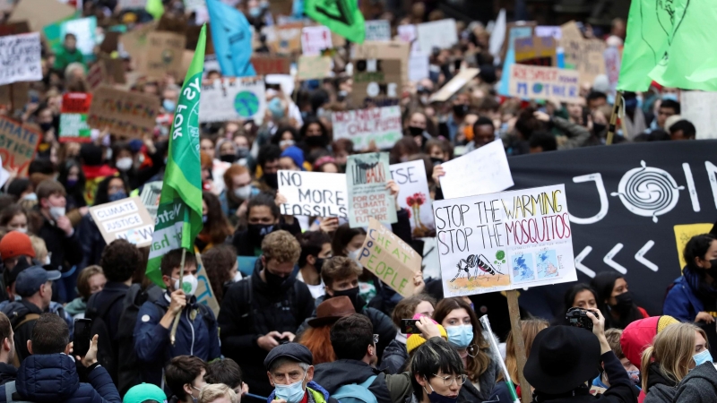 Multitud de personas han acudido a la manifestación de Fridays for Future