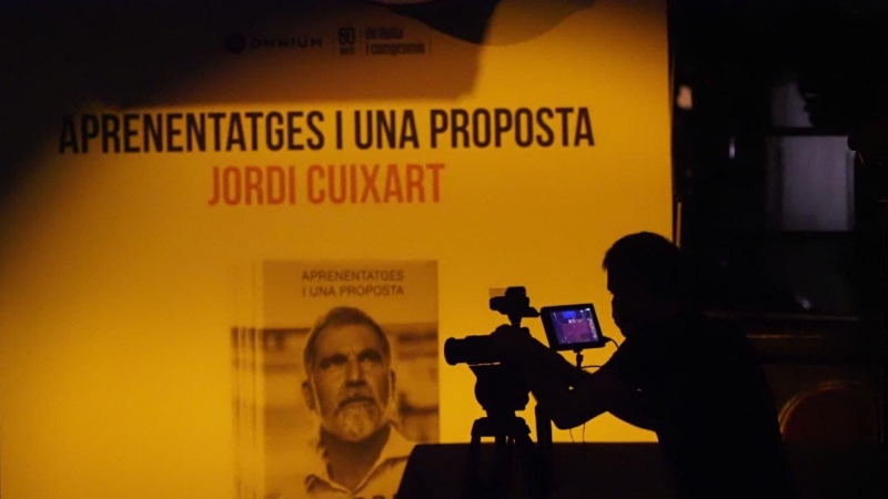 El llibre de Jordi Cuixart en un primer pla durant la presentació d'aquest dimarts.