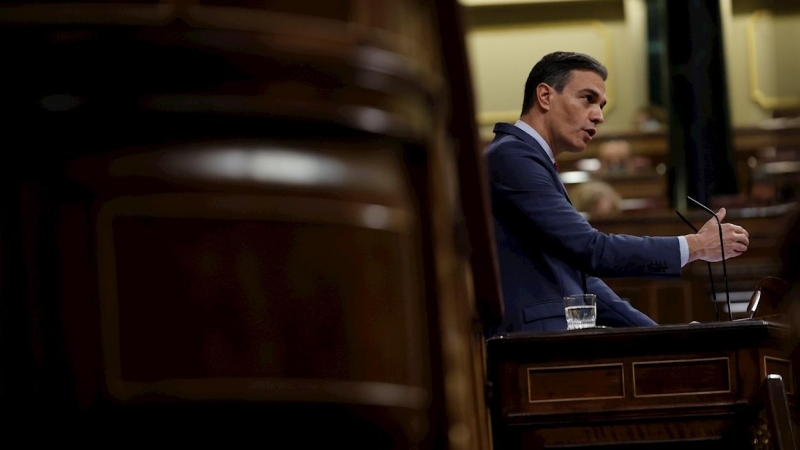 10/11/2021.- El presidente del Gobierno, Pedro Sánchez durante su intervención en el Congreso este miércoles durante la sesión de control al Gobierno para informar del último Consejo Europeo, centrado en la crisis energética, y someterse a las preguntas d