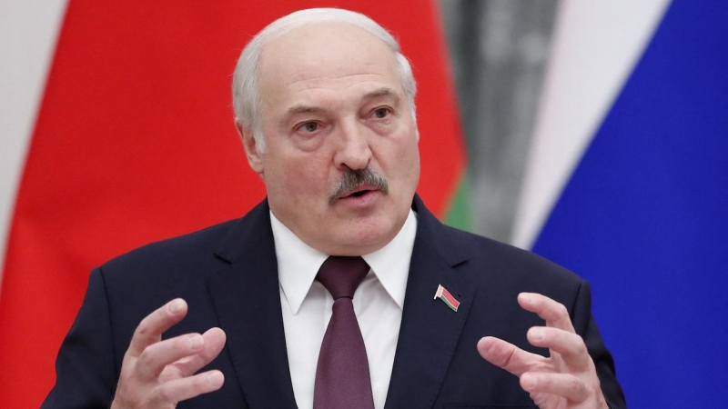 El presidente bielorruso, Alexander Lukashenko, habla durante una conferencia de prensa con el presidente ruso, Vladimir Putin, en el Kremlin, a 9 de septiembre de 2021.