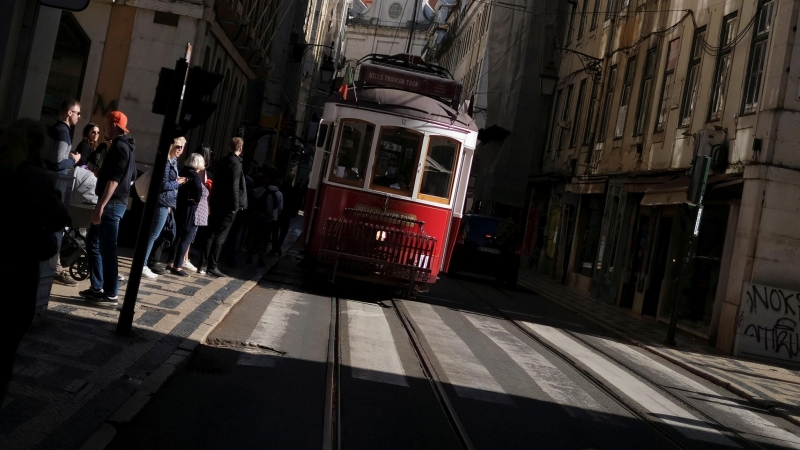 Imagen de una calle de Lisboa.