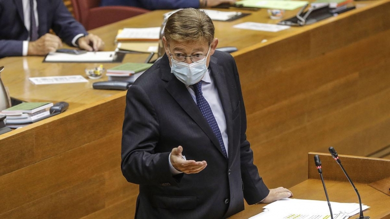 El 'president' de la Generalitat, Ximo Puig, interviene durante un pleno de las Cortes valencianas en el Palau de las Cortes Valencianas, a 27 de septiembre de 2021, en València.