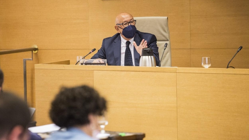 El ex jefe de Asuntos Internos de la Policía Nacional, el comisario Marcelino Martín-Blas Aranda, durante su comparecencia en la Comisión Kitchen del  Congreso de los Diputados,. E.P./A.Martínez Vélez/ POOL