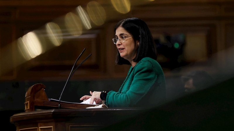 La ministra de Sanidad, Carolina Darias, durante un Pleno en el Congreso.