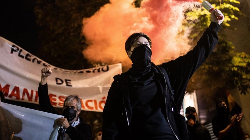 Manifestación contra las leyes represivas