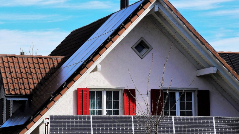 Casa con Placas solares