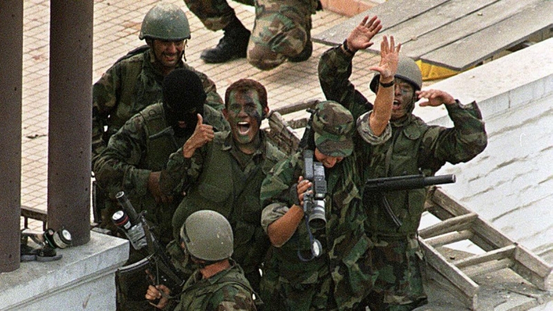 Militares peruanos