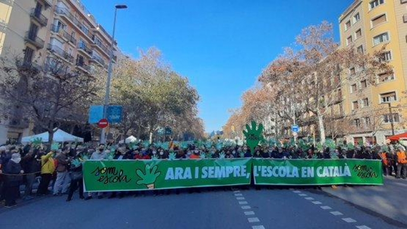 La capçalera de la manifestació al passeig de Sant Joan de Barcelona.