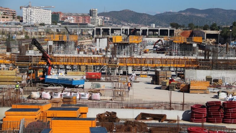 L'exterior de les obres a la nova estació de La Sagrera a octubre de 2020.