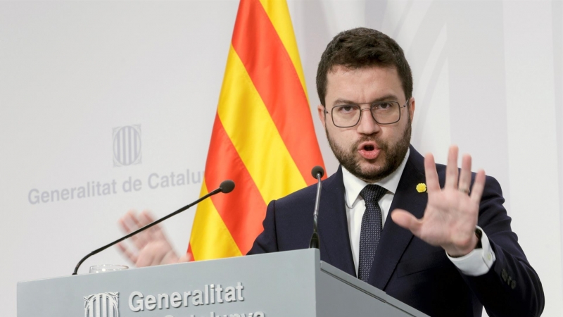 22/12/21. El presidente de la Generalitat, Pere Aragonès, durante una rueda de prensa en Barcelona, a 21 de diciembre de 2021.