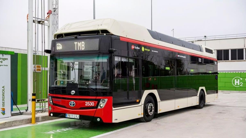 Barcelona ya cuenta con su primer autobús eléctrico de hidrógeno verde