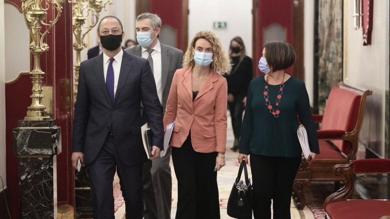 14/12/2021.- La presidenta del Congreso, Meritxell Batet, y el vicepresidente primero, Alfonso Rodríguez Gómez de Celis, a su llegada a una reunión de la Mesa. Eduardo Parra / Europa Press