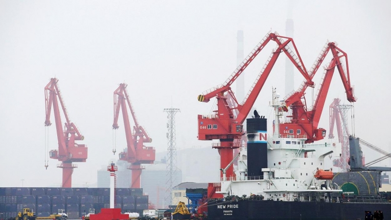 Un petrolero en el puerto chino de Qingdao, en la provincia der Shandong. REUTERS/Jason Lee