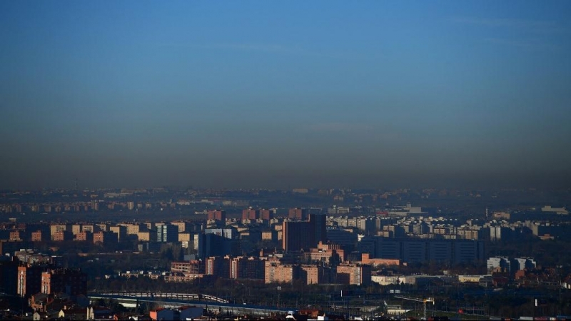 Imagen de archivo de la contaminación atmosférica en el cielo de Madrid