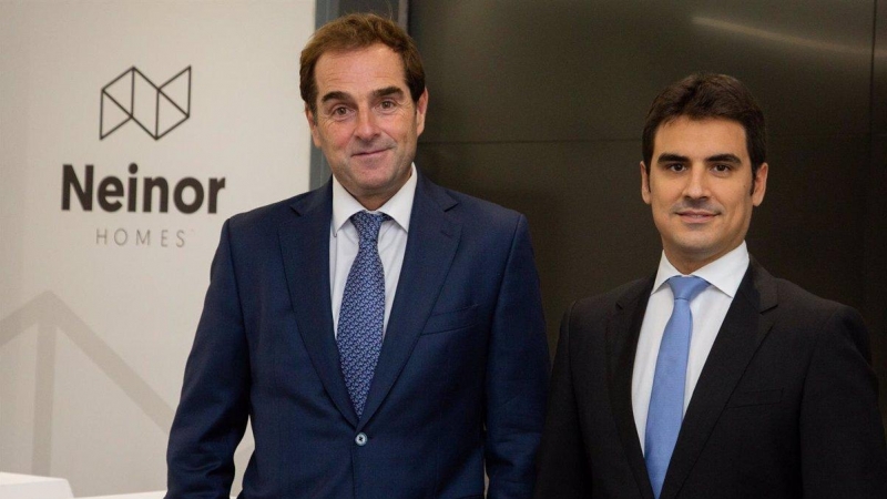 El consejero delegado de Heinor Homes, Borja García-Egotxeaga (i), y el consejero delegado adjunto, Jordi Argemí (d).